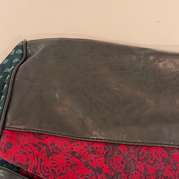 Desigual Messenger Bag 👜 - Picture 8 of 14